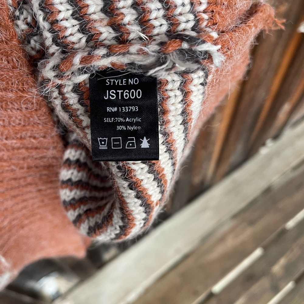 Pol Aztec Diamond Pattern Knit Sweater Burnt Oran… - image 4